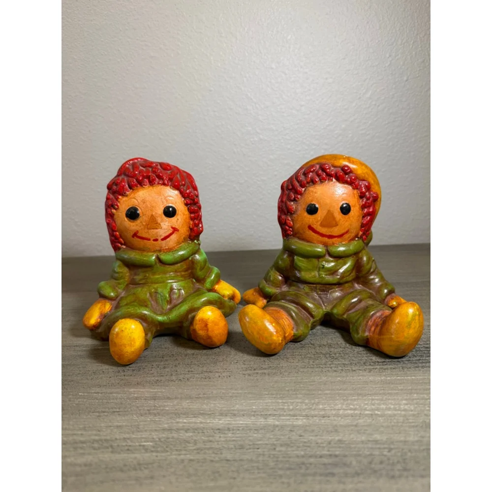 pair of vintage hand-painted ceramic figurines of Raggedy Ann & Andy